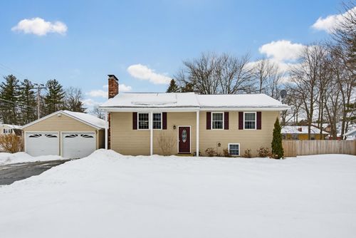 2 Doncaster Dr, Nashua, NH, 03062-2142 | Card Image