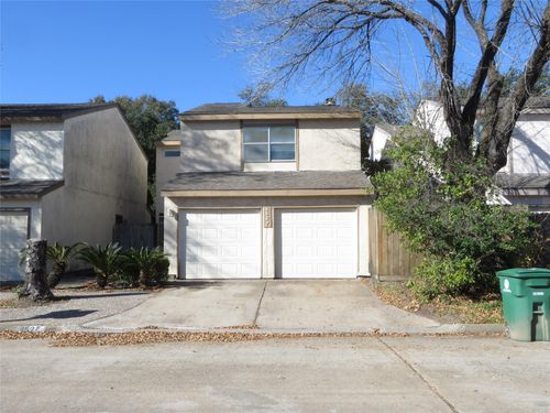 4527 Terrace Manor Dr, Houston, TX, 77041-8848 | Card Image