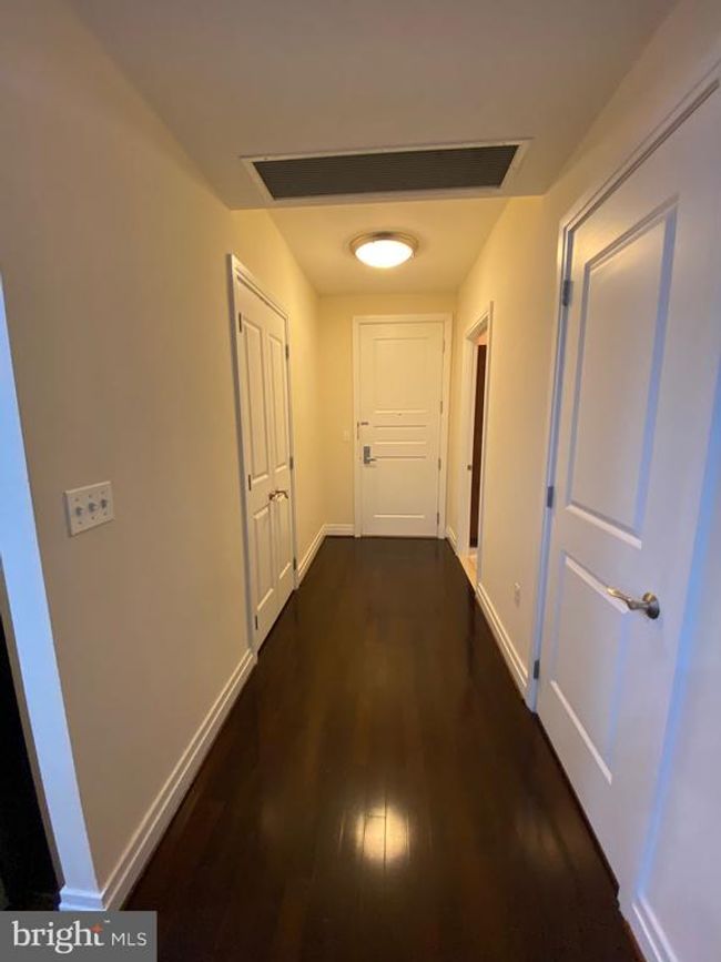 APT-1017 - 8220 Crestwood Heights Dr, Condo with 2 bedrooms, 2 bathrooms and null parking in MCLEAN VA | Image 41