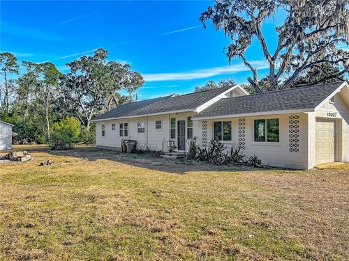 19037 Ravenswood Rd, Altoona, FL, 32702-9211 | Card Image