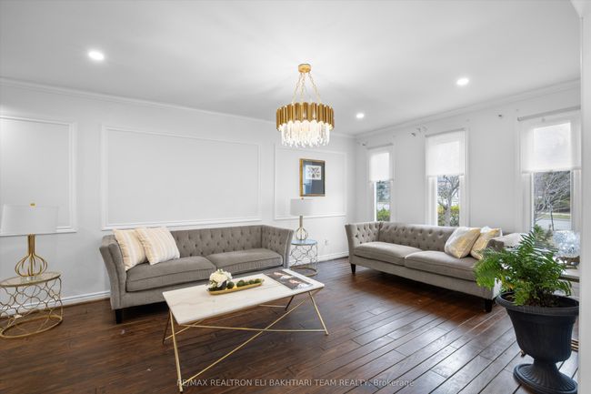 1 Bronte Rd, House other with 8 bedrooms, 6 bathrooms and 6 parking in Thornhill ON | Image 6