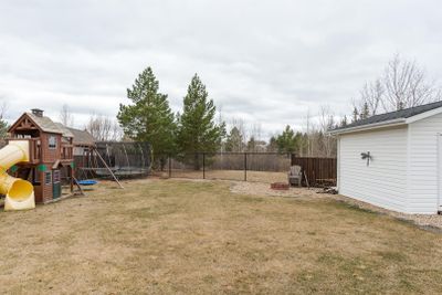 267 Woodward Lane, House detached with 5 bedrooms, 3 bathrooms and 6 parking in Fort Mcmurray AB | Image 2