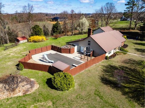 128 County Farm Road, London, KY, 40741 | Card Image
