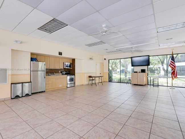APT-2D - 1460 Sheridan St, Condo with 2 bedrooms, 2 bathrooms and null parking in Hollywood FL | Image 39