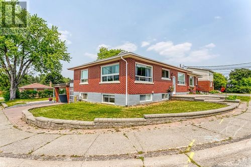 444 White Ave, Sudbury, ON, P3C2G3 | Card Image