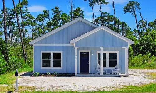 592 Bonnet St, Port St. Joe, FL, 32456-6035 | Card Image