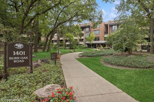 105b-1401 Burr Oak Rd, Hinsdale, IL, 60521-2998 | Card Image