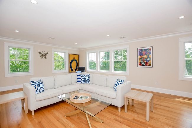 APT-4 - 324 Front St, House other with 2 bedrooms, 2 bathrooms and 2 parking in Marion MA | Image 13