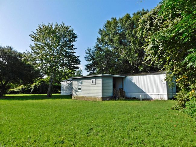 Rear view of home | Image 20