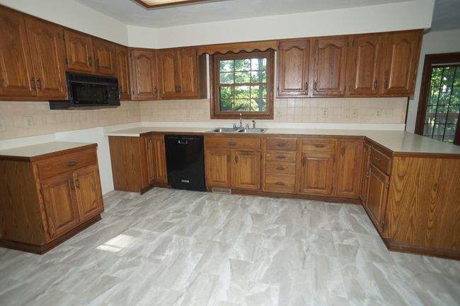 80 Hillcrest Estates Dr, House other with 4 bedrooms, 5 bathrooms and null parking in Batesville IN | Image 13