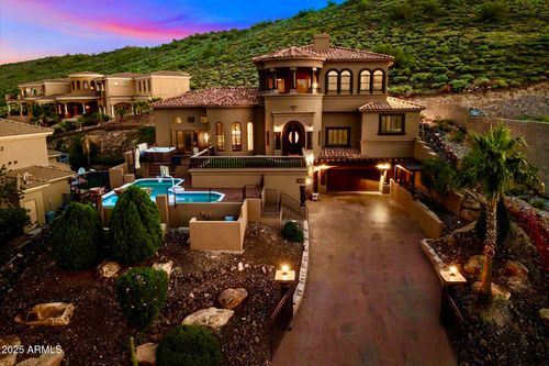 6123 W Alameda Rd, Glendale, AZ, 85310-3525 | Card Image