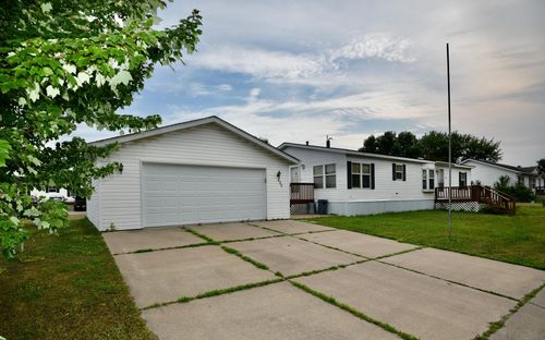 805-805 2nd St Ne, Milaca, MN, 56353-1673 | Card Image