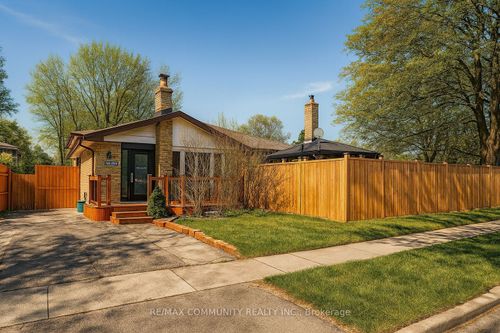 506 Lanark Dr, Oshawa, ON, L1J6H7 | Card Image
