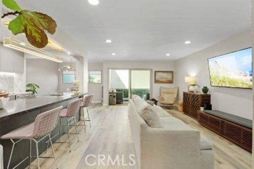 2-4610 Park Granada, Calabasas, CA, 91302 | Card Image