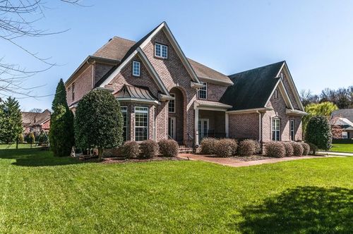 337 Shadow Creek Dr, Brentwood, TN, 37027-7870 | Card Image