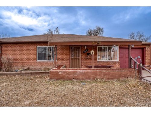 771 Troy St, Aurora, CO, 80011-6690 | Card Image