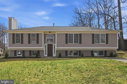 5545 Spangler Ln, WOODBRIDGE, VA, 22193-3506 | Card Image