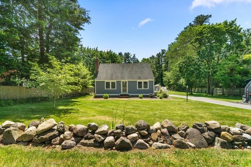 173 Holmes St, Halifax, MA, 02338-1178 | Card Image