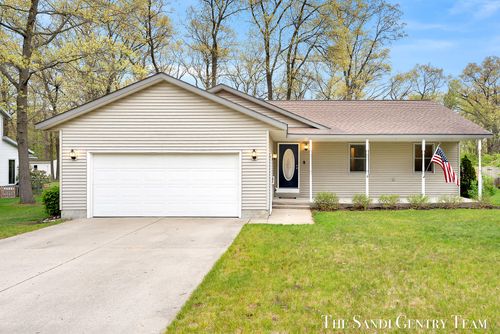 2240 Monica Lane, Muskegon Charter Township, MI, 49442 | Card Image