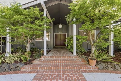 873 Lockhaven Drive, Los Altos, CA, 94024 | Card Image