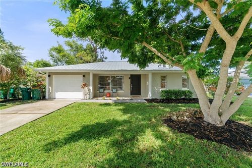 3543 Corana Way, NAPLES, FL, 34105-2726 | Card Image