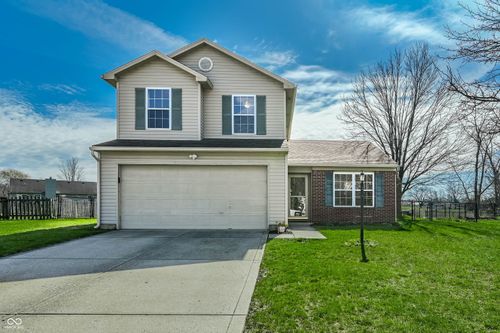 237 Broadmoor Bnd, Pittsboro, IN, 46167-8981 | Card Image