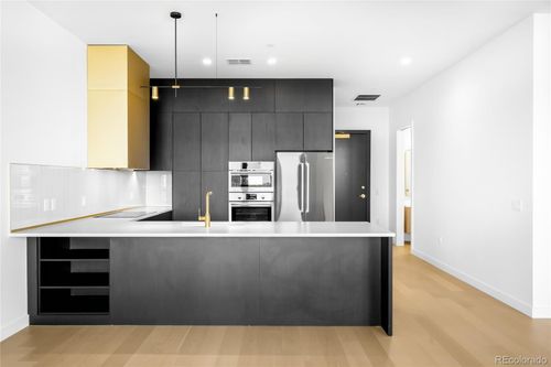 1206-3520 Chestnut Pl, Denver, CO, 80216-3628 | Card Image