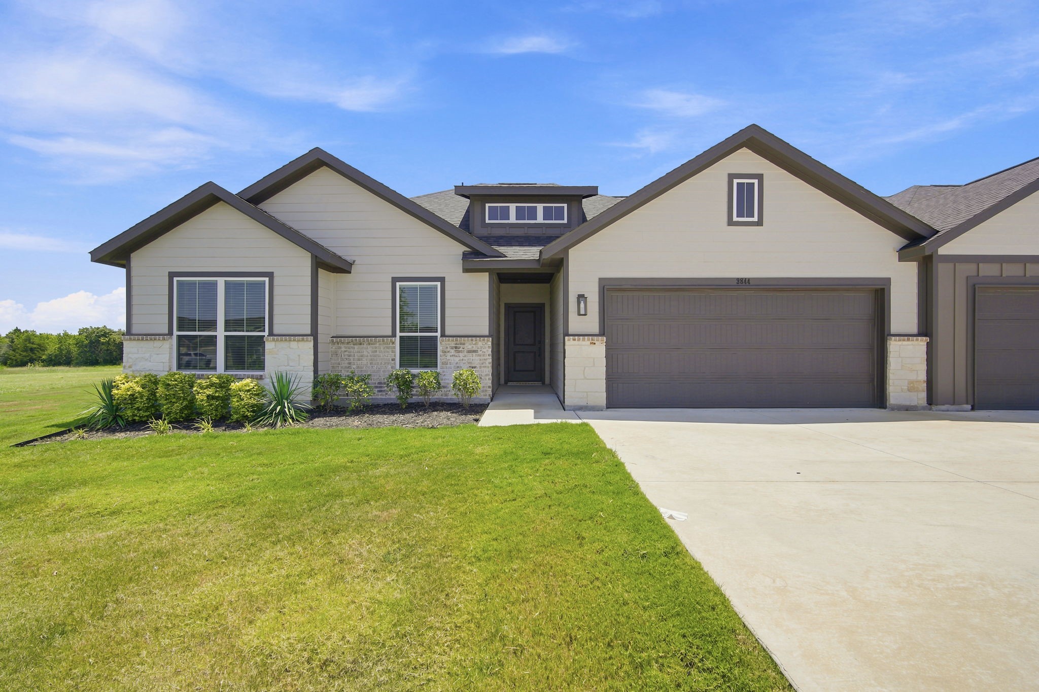 Residential Lease in Midlothian
