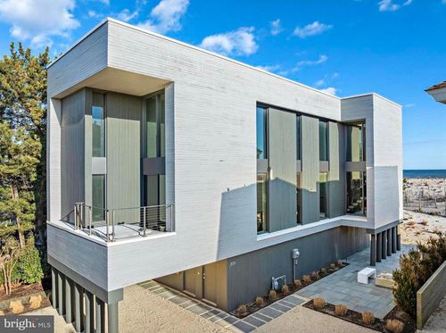 205 Stratford Ave, BEACH HAVEN, NJ, 08008-1359 | Card Image