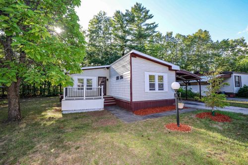 106 Donald Dr, Goffstown, NH, 03045-6605 | Card Image