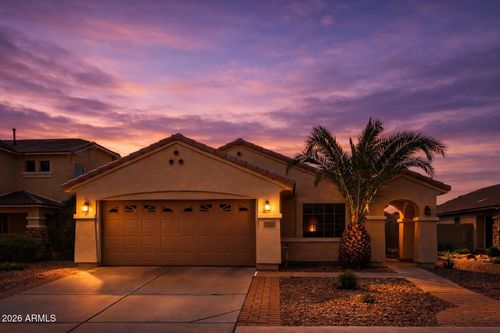 3021 E Tonto Dr, Gilbert, AZ, 85298-8752 | Card Image