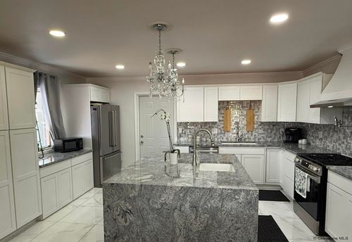 5120 Syracuse Rd, Cheyenne, WY, 82009-4750 | Card Image