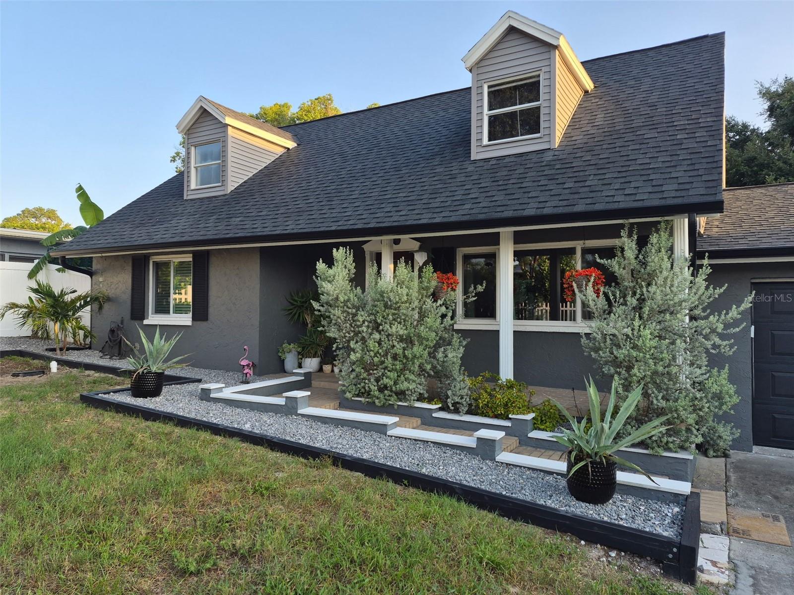 Residential in TARPON SPRINGS