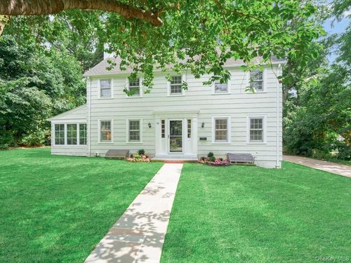 178 Overlook Ave, Great Neck, NY, 11021-3831 | Card Image