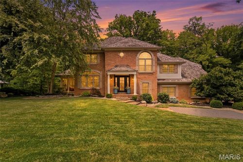 1107 N Oxfordshire Ln, Edwardsville, IL, 62025-3875 | Card Image