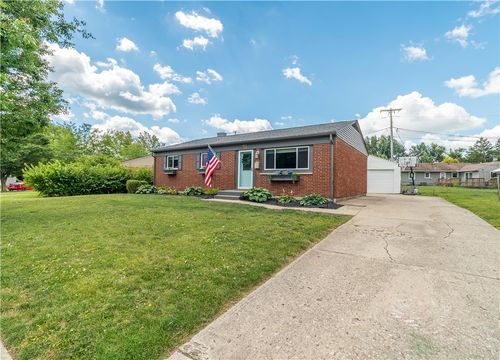 133 Hartman Ave, Tipp City, OH, 45371-1304 | Card Image