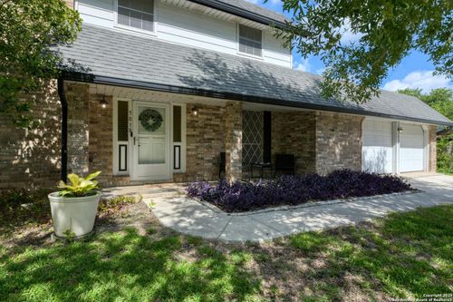 5018 Risada St, San Antonio, TX, 78233-5910 | Card Image