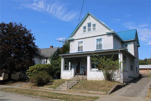 324 W North St, Butler, PA, 16001-5325 | Card Image