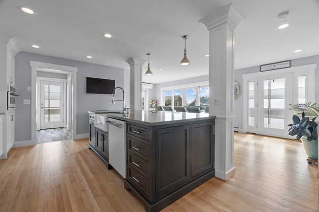 165 Captains Dr, House other with 2 bedrooms, 3 bathrooms and 5 parking in Westbrook CT | Image 8