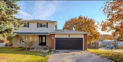 70 Beswick Dr, Newmarket, ON, L3Y5B8 | Card Image