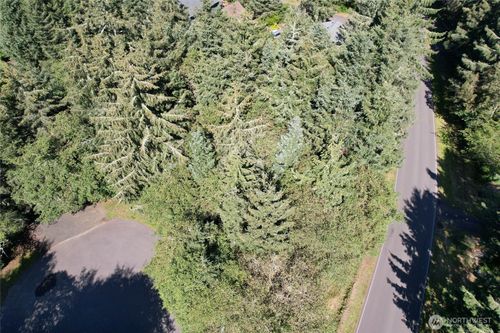 765 Duck Lake Dr Se, Ocean Shores, WA, 98569-9776 | Card Image
