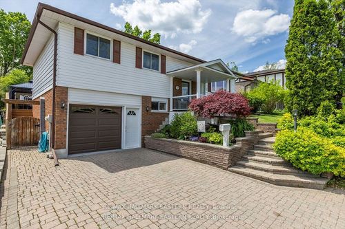 959 Golfview Rd, Peterborough, ON, K9J7W2 | Card Image