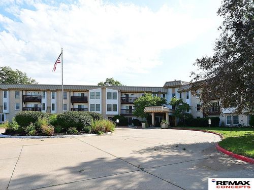 253c-4000 S 56th Street, Lincoln, NE, 68506 | Card Image