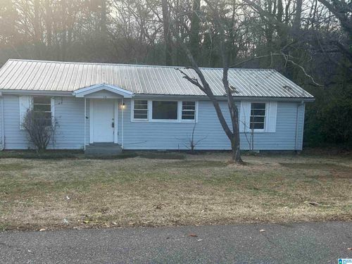 119 Wheeler Dr, HUEYTOWN, AL, 35023-1611 | Card Image