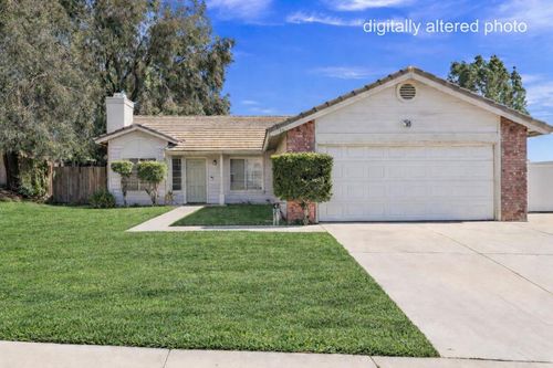 21655 Alcorn Dr, Moreno Valley, CA, 92557-8521 | Card Image