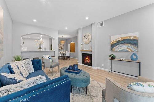 unit-113-350 Paseo De Playa, Ventura, CA, 93001-2752 | Card Image