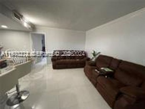 apt-28-3901 Sw 112th Ave, Miami, FL, 33165-4454 | Card Image