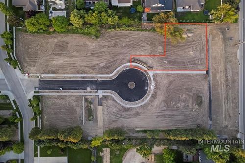 172 N Timber Wolf Pl, Eagle, ID, 83616-6153 | Card Image