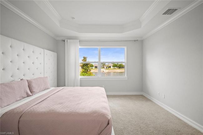 28041 Captiva Shell Loop, House other with 3 bedrooms, 4 bathrooms and 3 parking in BONITA SPRINGS FL | Image 9