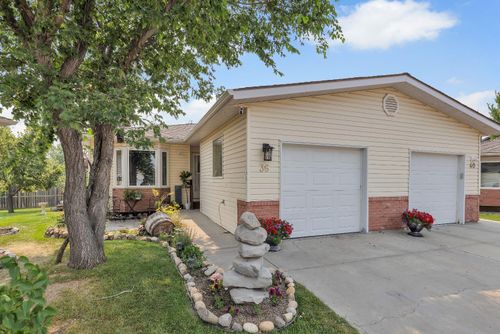 36 Dovista Crt Se, Calgary, AB, T2B3P4 | Card Image